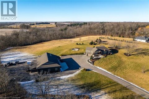 309 COCKSHUTT Road Brantford ON N3T0N3