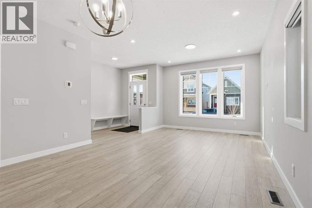 936 Reynolds Lane SW