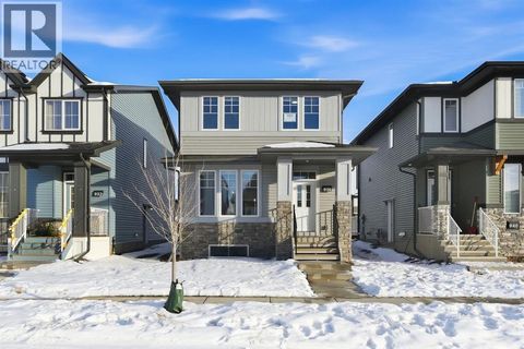 936 Reynolds Lane SW Airdrie AB T4B5L7