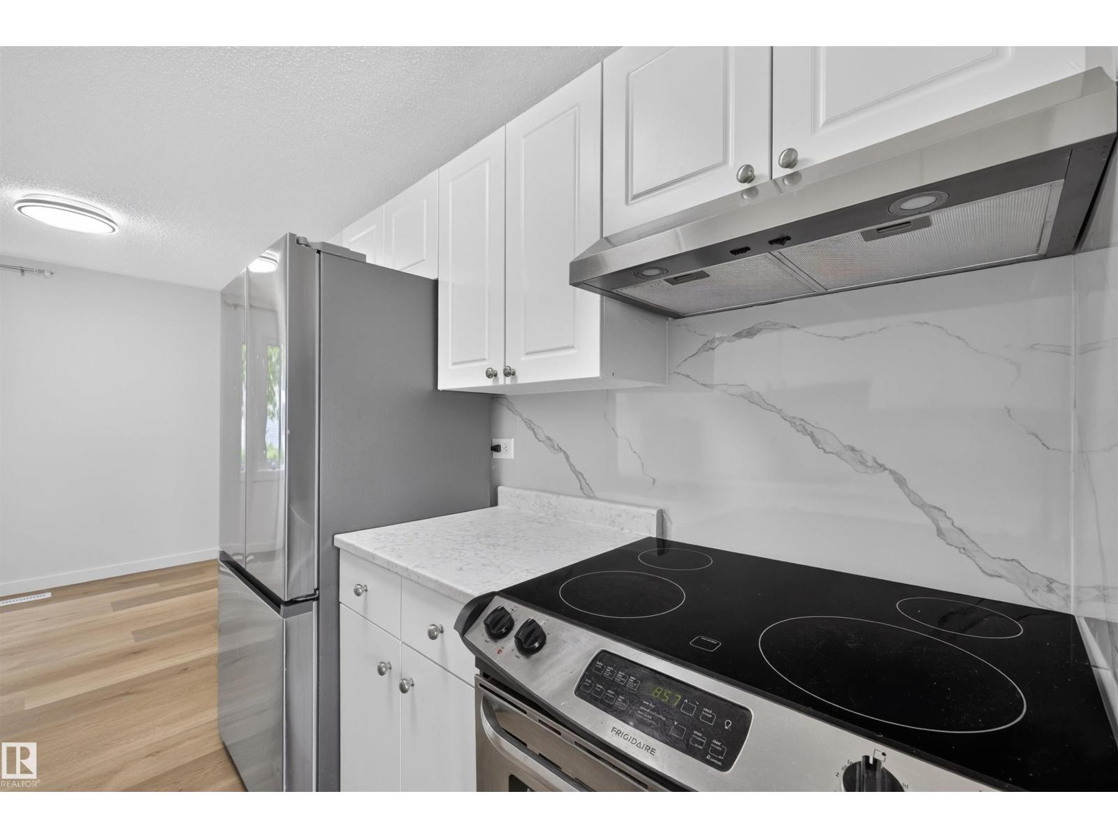 #186 11421 34 ST NW