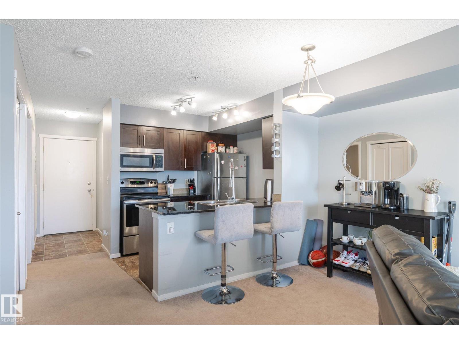 #115 3315 James Mowatt Trail SW