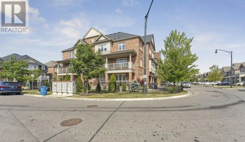 49 GOLDEN SPRINGS DRIVE Brampton (Northwest Brampton) ON L7A0C7