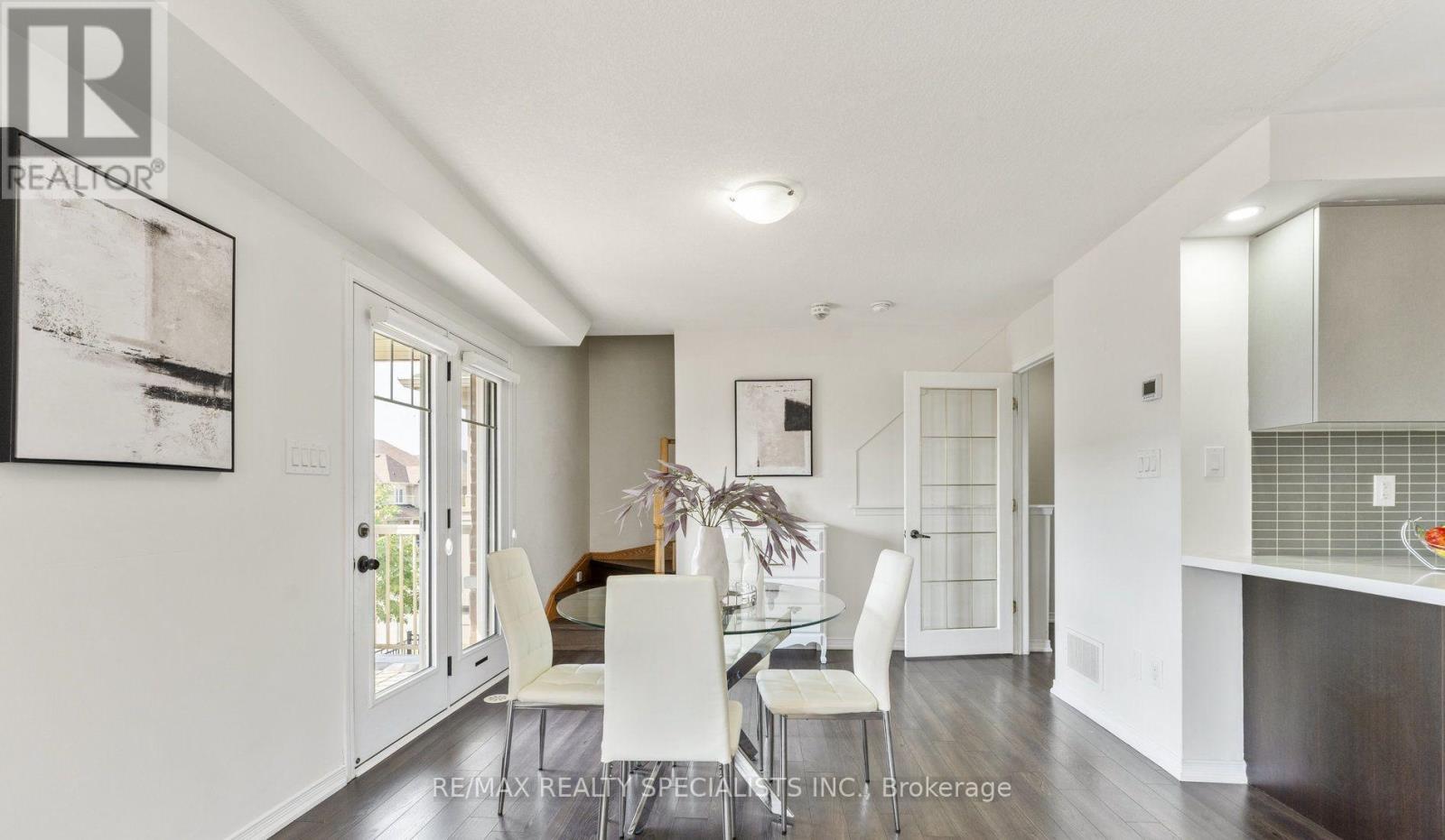 49 GOLDEN SPRINGS DRIVE