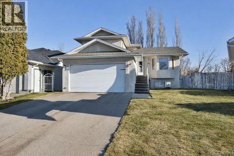 18 Harvard Crescent W Lethbridge AB T1K6R4