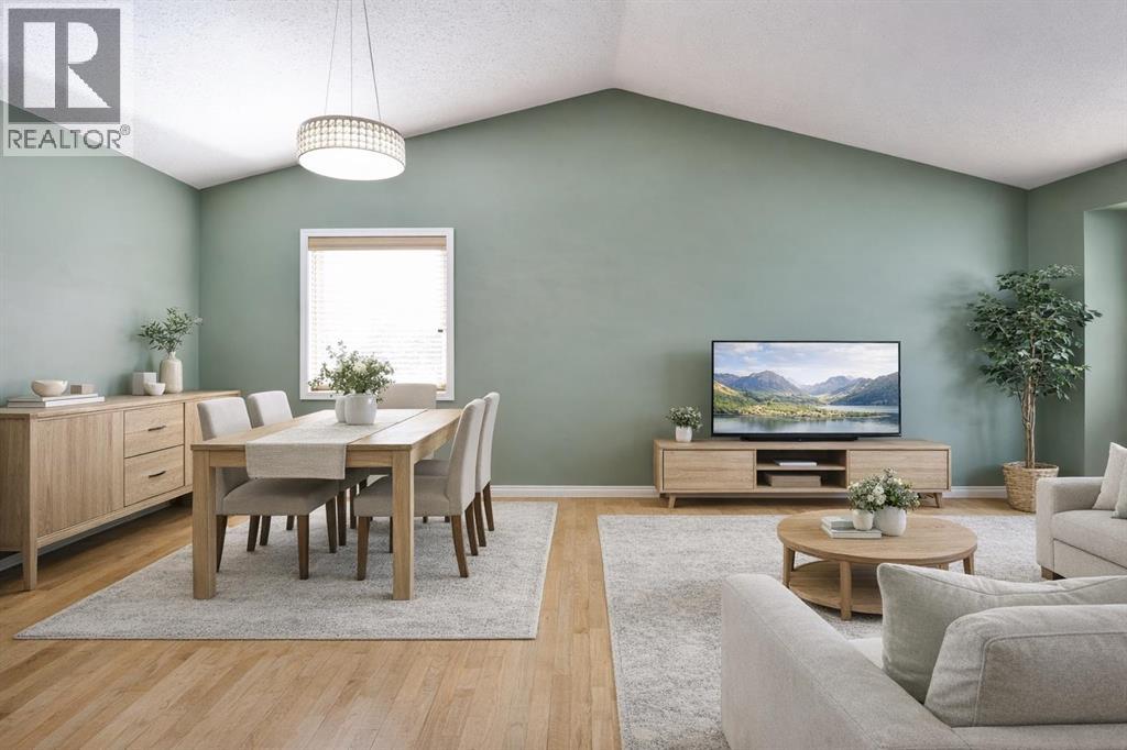 18 Harvard Crescent W