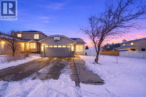 20 Applewood Way SE Calgary AB T2A7M8