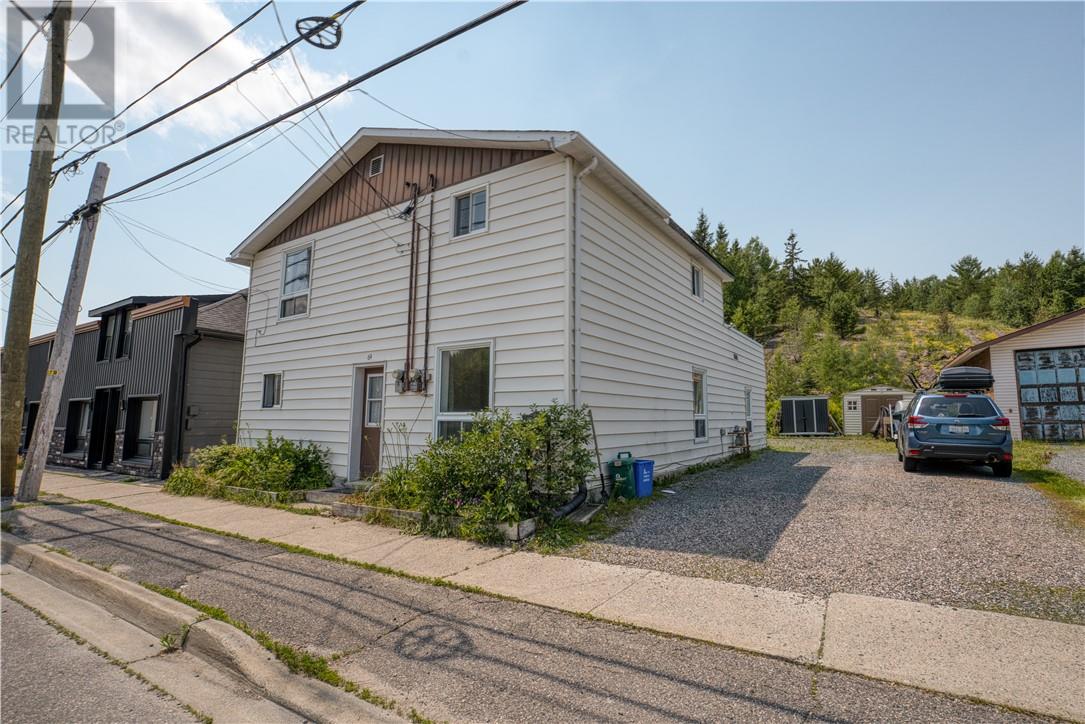 Photo 1 of 22 — 64 Edward, Coniston, ON P0M1M0