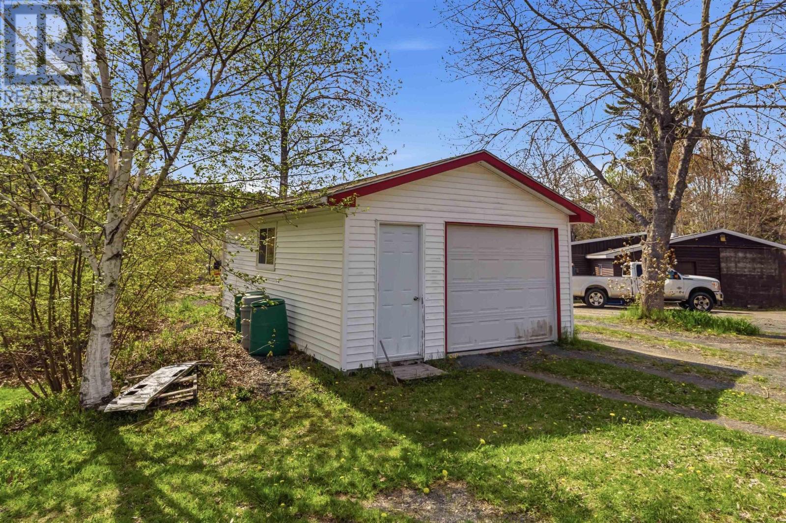 293 Holland Road
