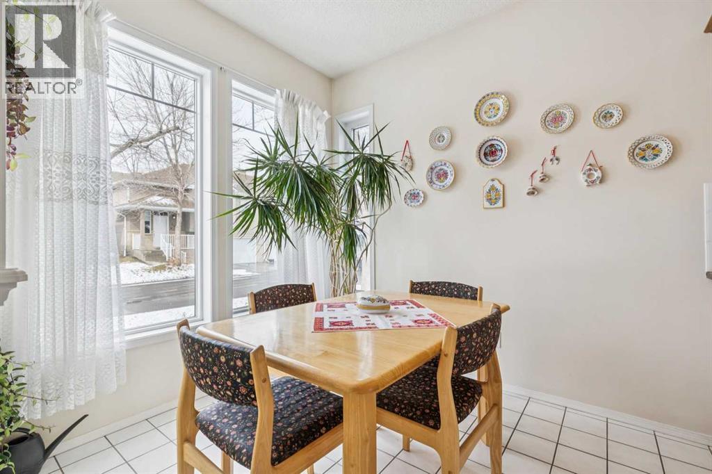 12 Signal Hill Lane SW