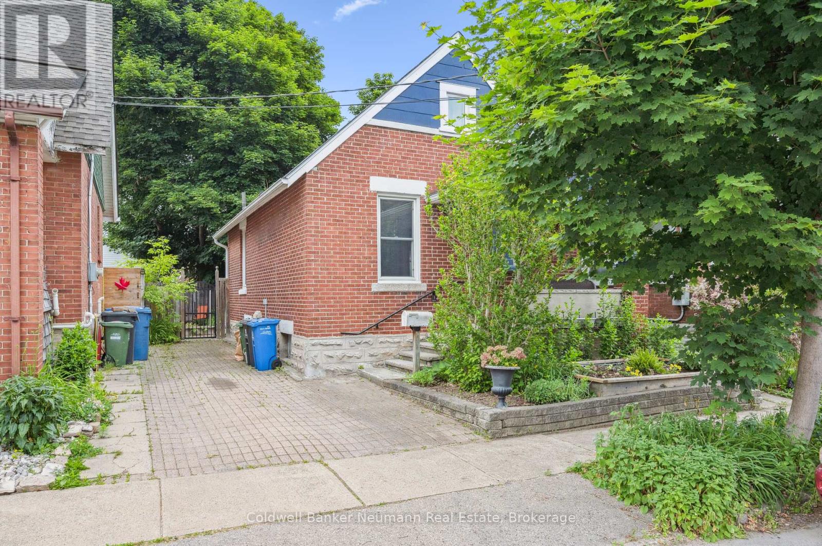 136 KINGSMILL AVENUE