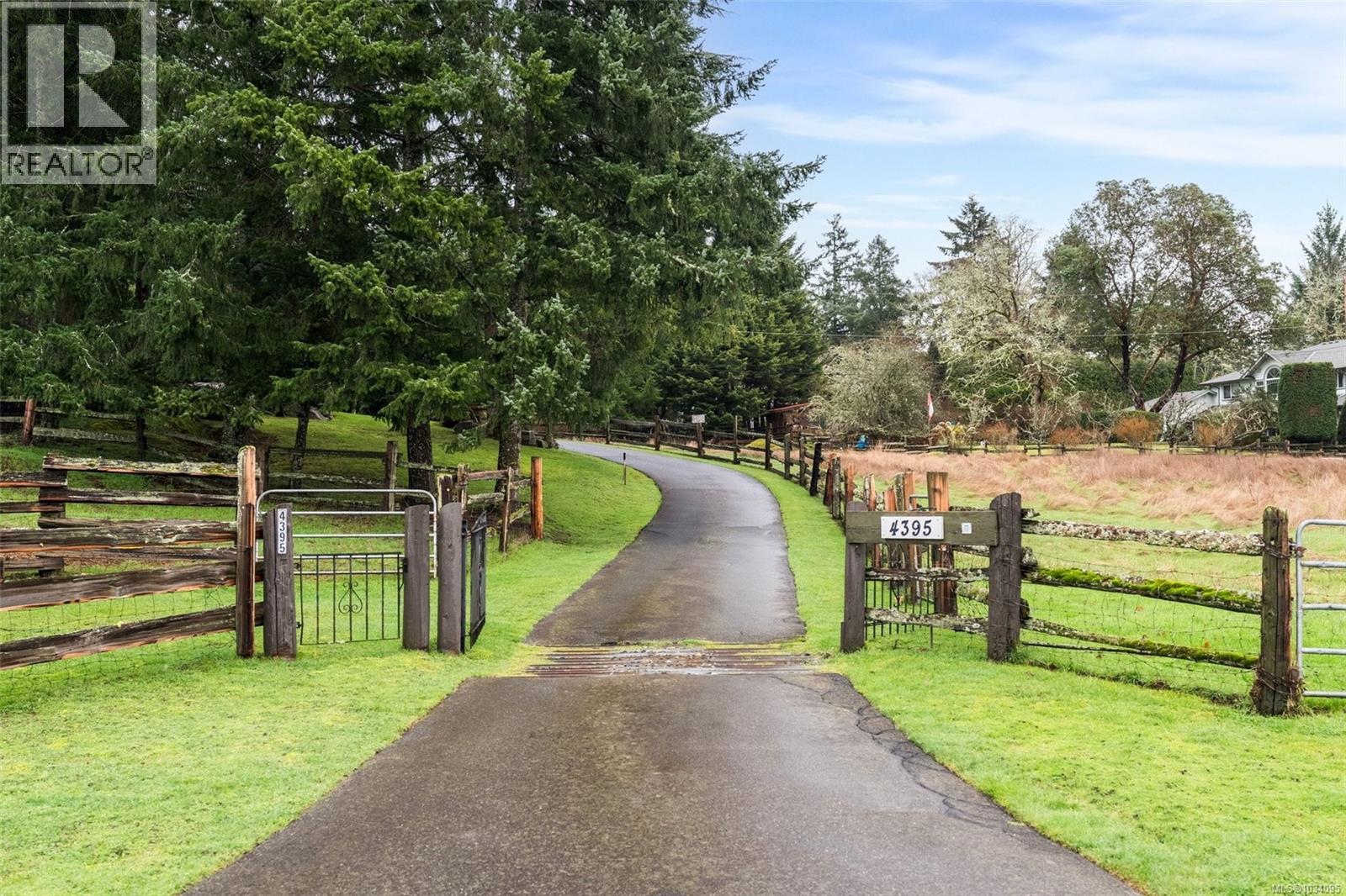 4395 Liberto Rd