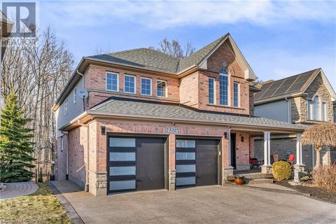532 WOODFIELD Court Kitchener ON N2P2S8