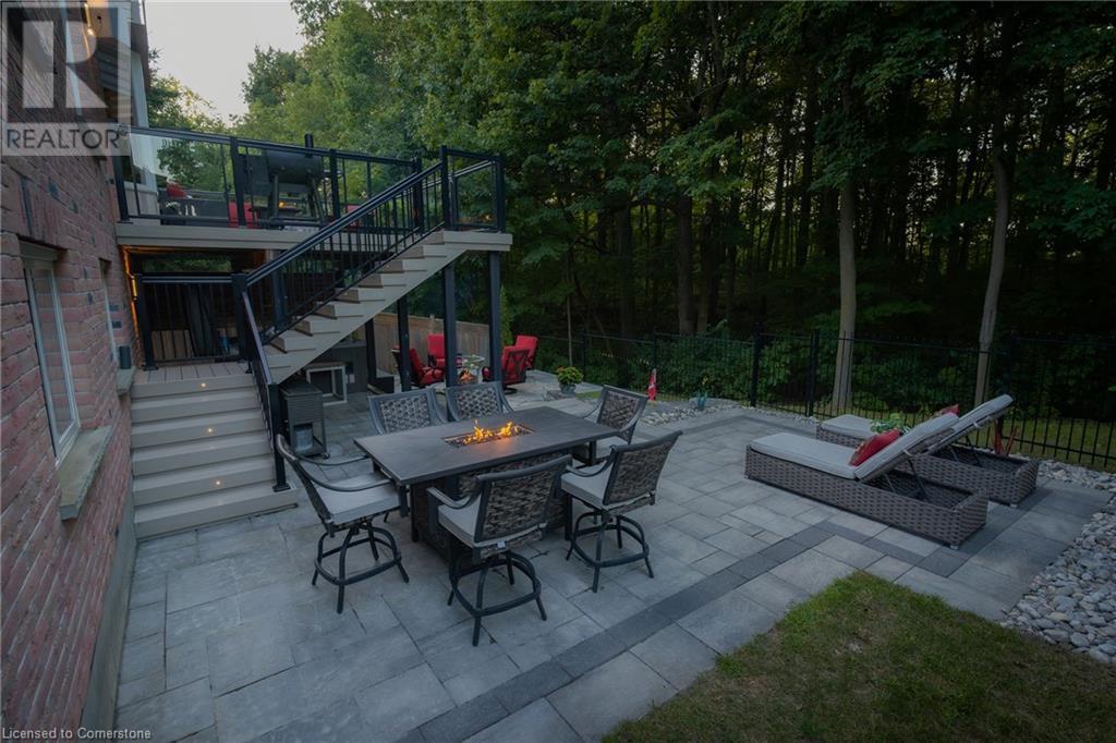 532 WOODFIELD Court
