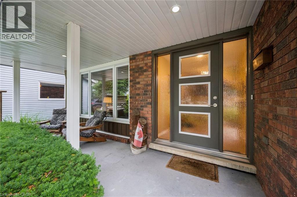 88 MANOR Drive