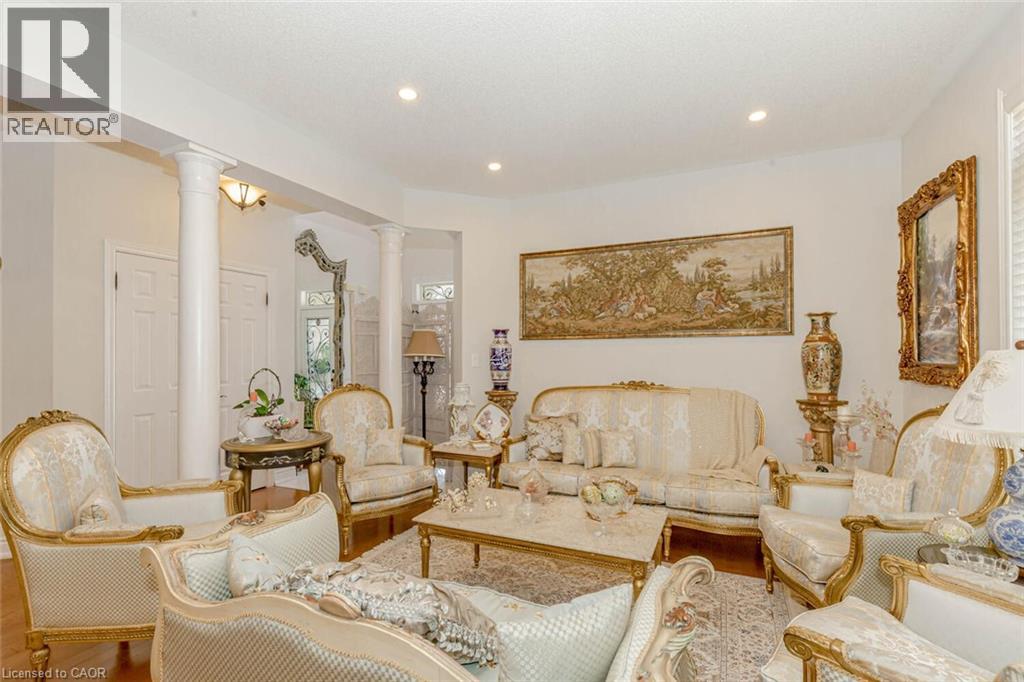 2224 COLONEL WILLIAM Parkway