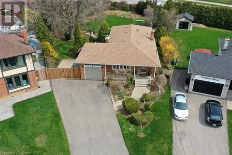 10 CHESTNUT Avenue Brampton ON L6X2A5