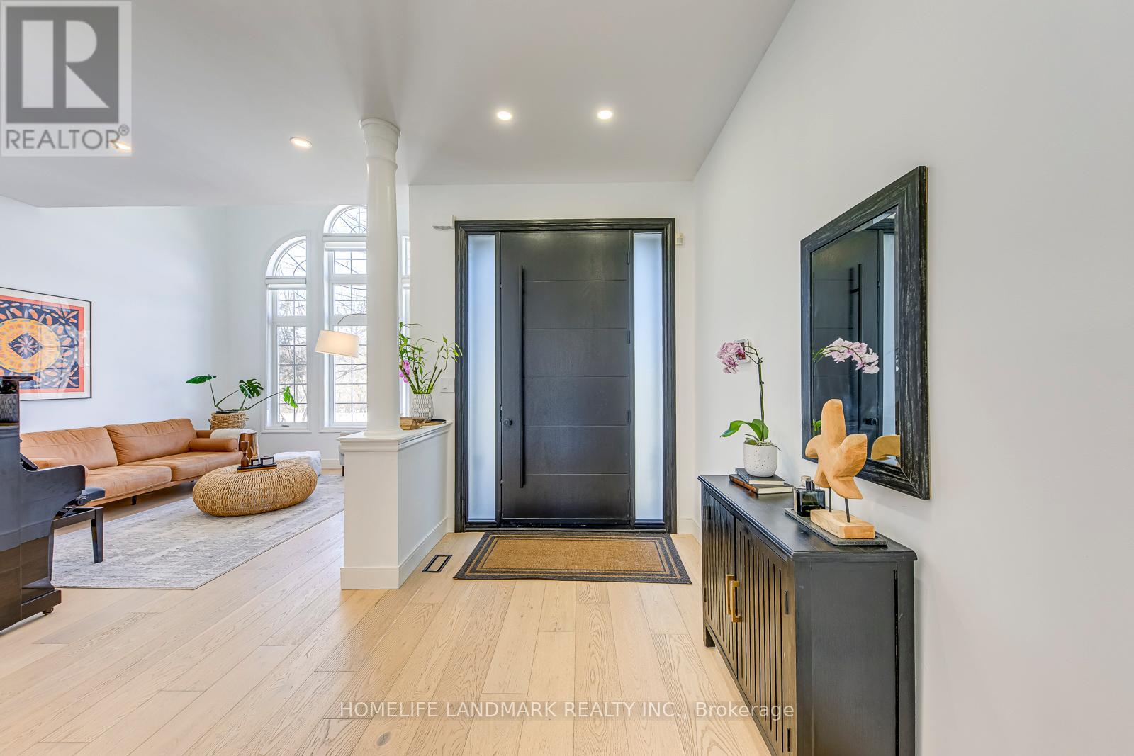 1516 PINERY CRESCENT