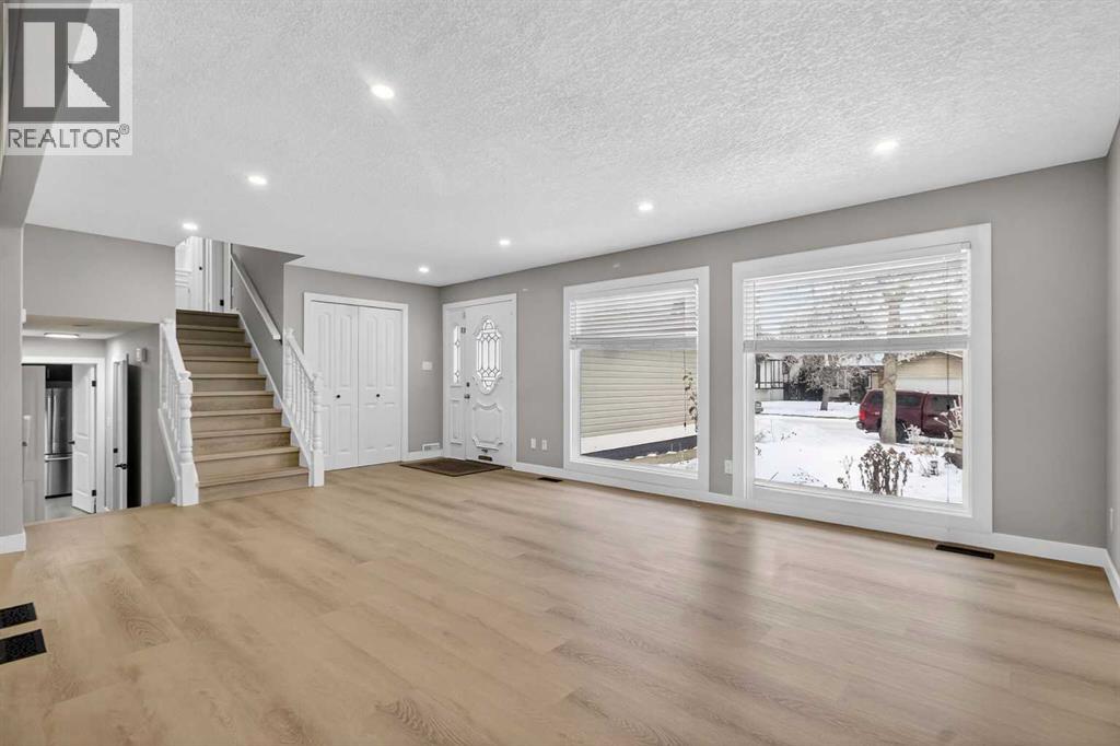 415 Templeton Road NE