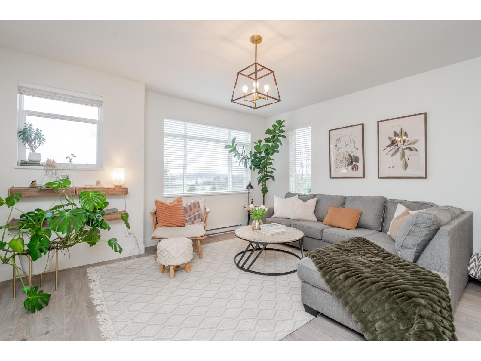 5 34230 ELMWOOD DRIVE