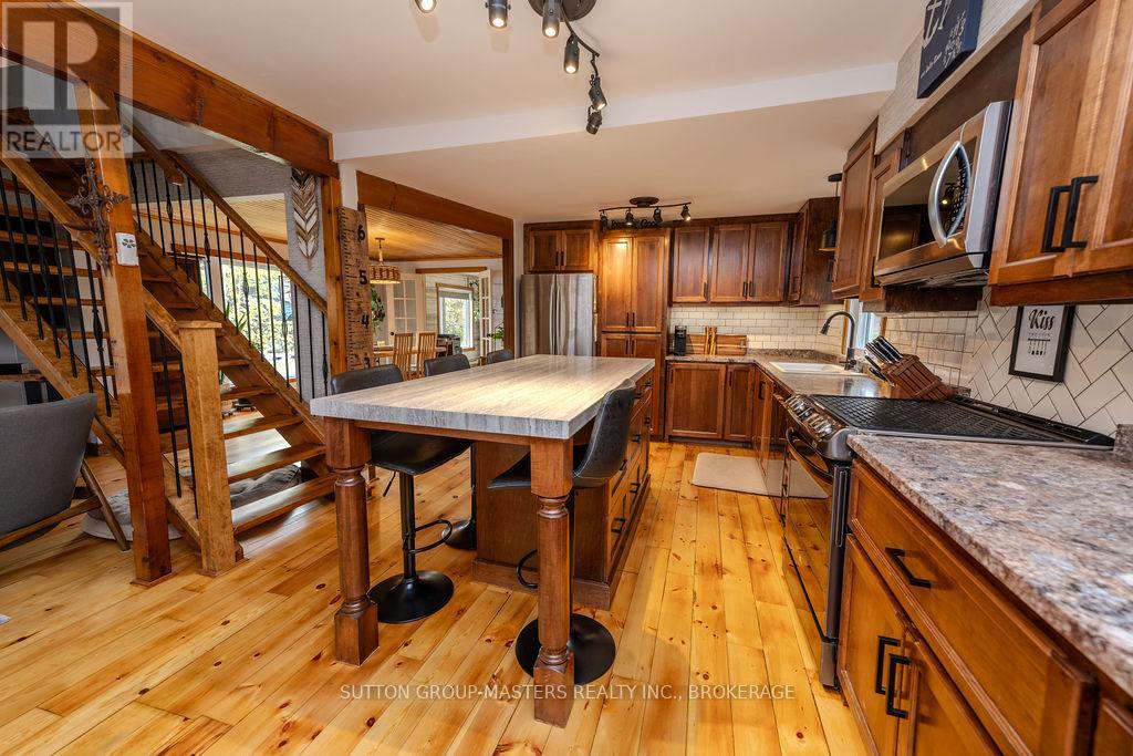 1 - 772 STEPHENTOWN LANE