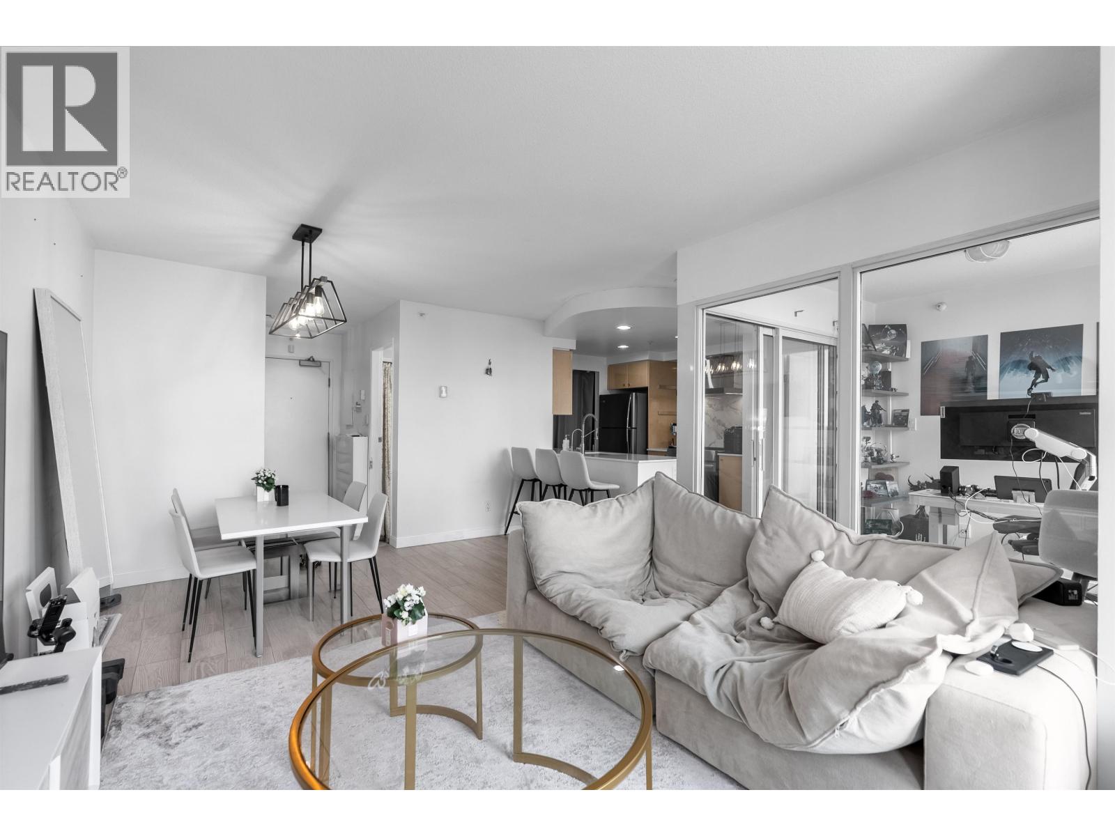 2605 1008 CAMBIE STREET