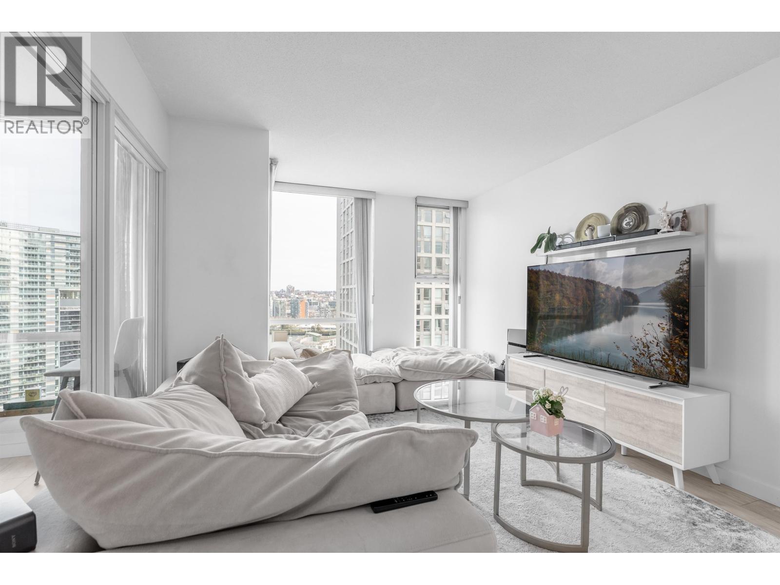 2605 1008 CAMBIE STREET