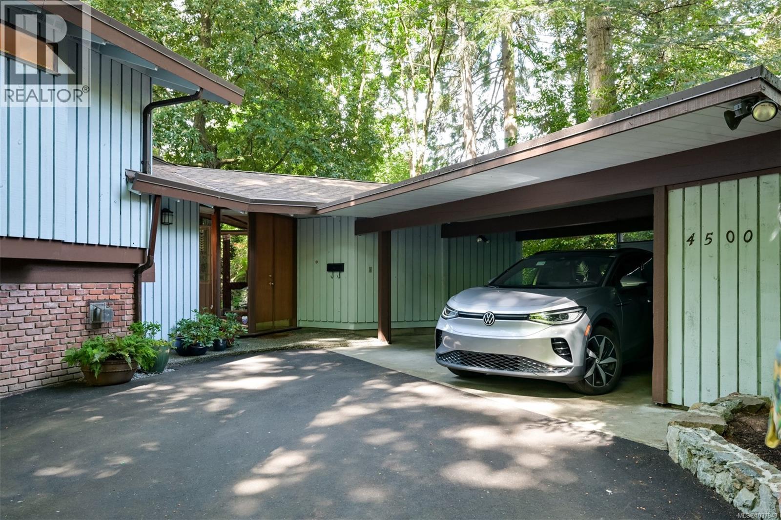 4500 Edgewood Pl