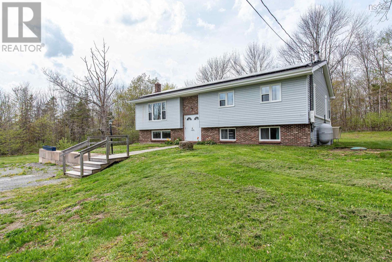 37 Beech Brook Road - Photo 2