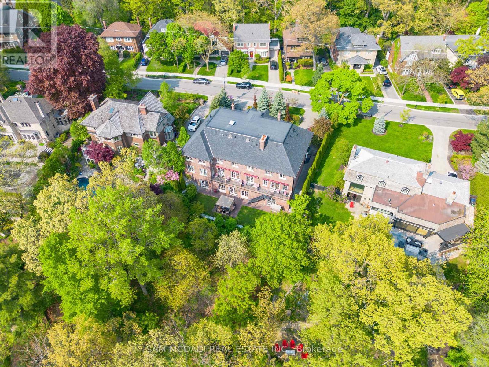 246 RIVERSIDE DRIVE