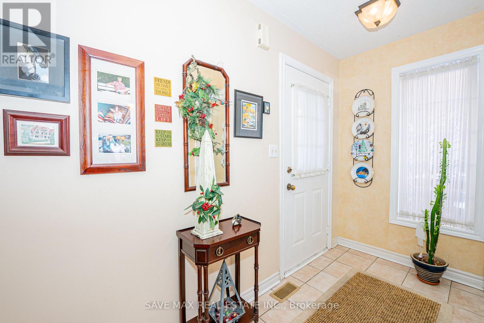 13 PRESSED BRICK DRIVE