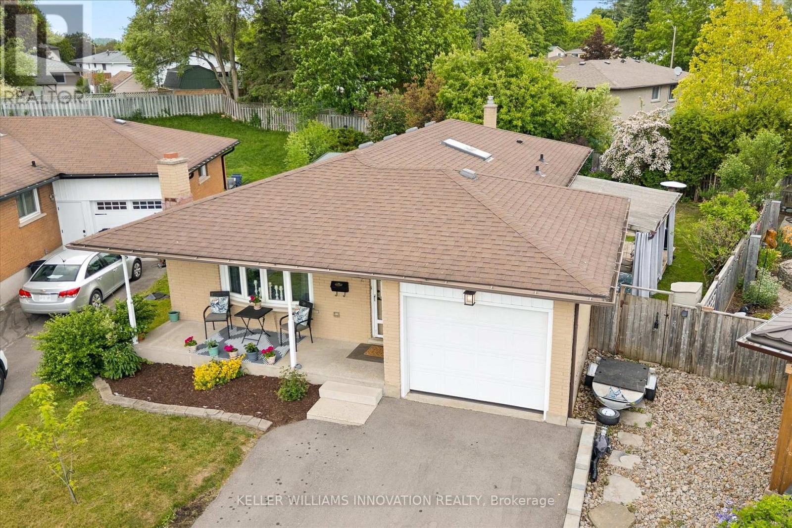 22 BROOKSIDE CRESCENT