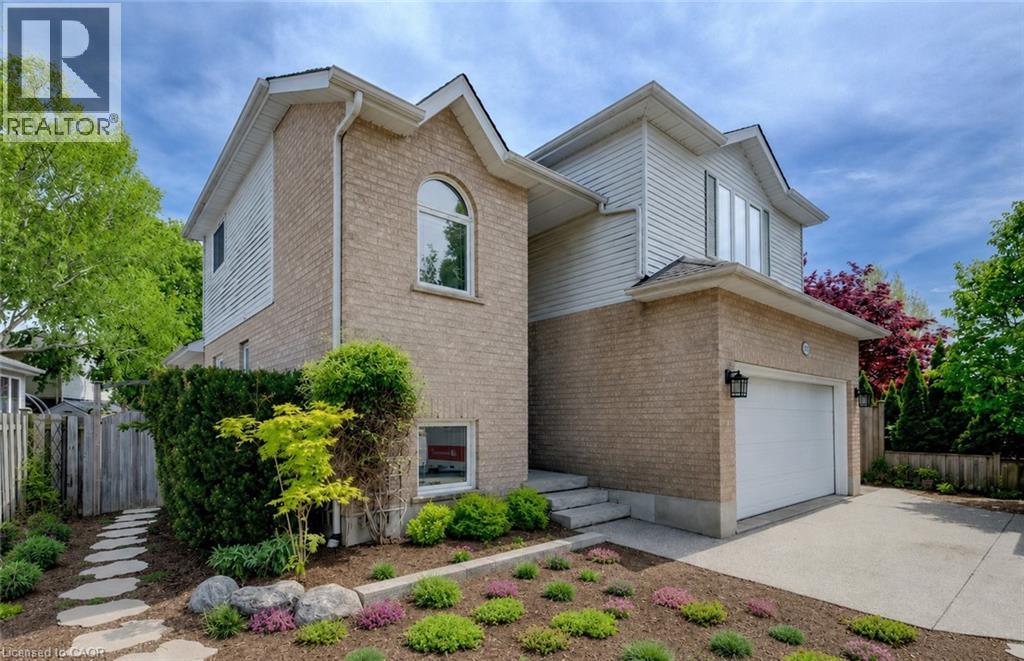 464 NORTHLAKE Drive
