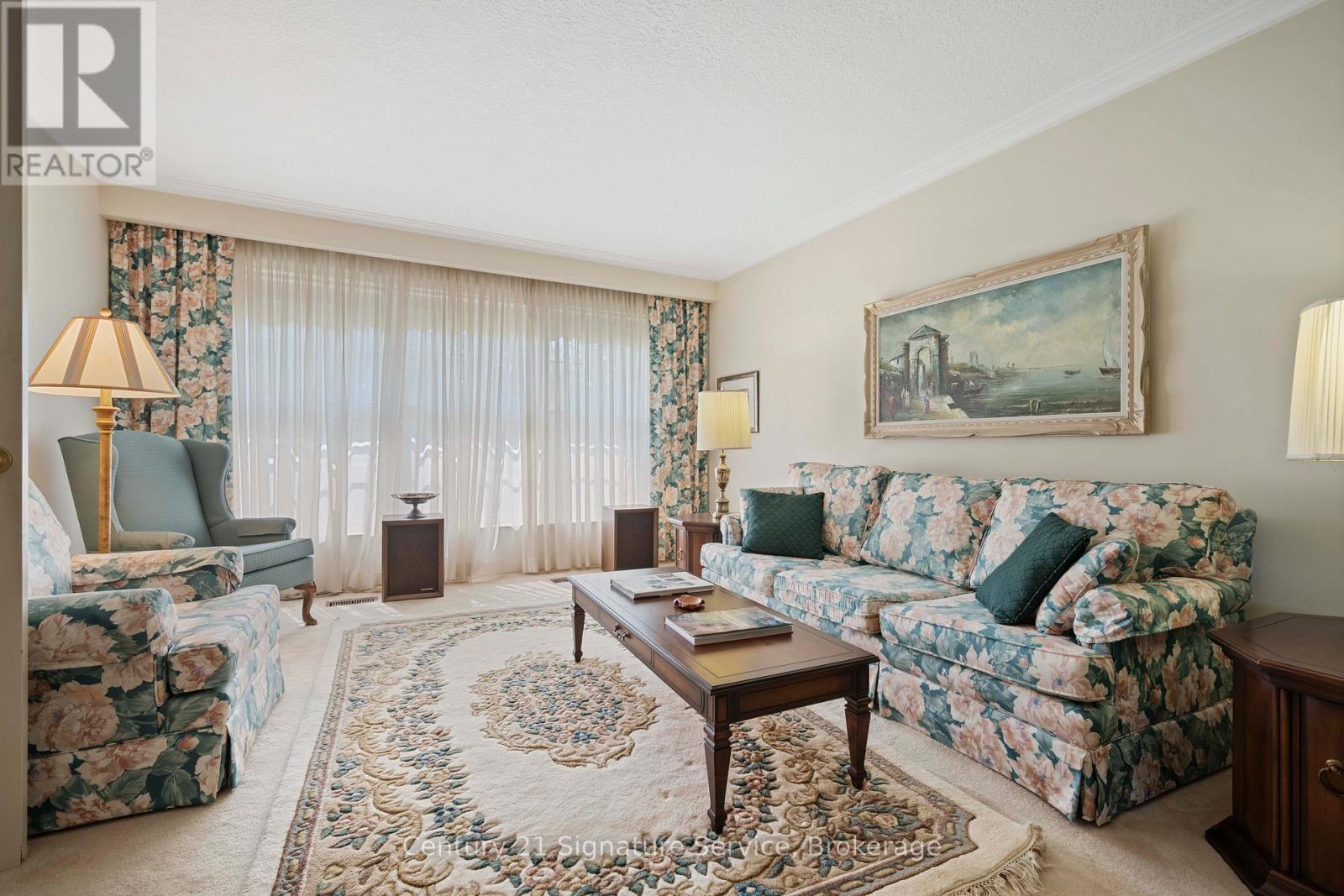 1447 VENTA AVENUE