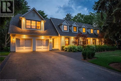 205 FORESTWOOD Drive Oakville ON L6J4E5