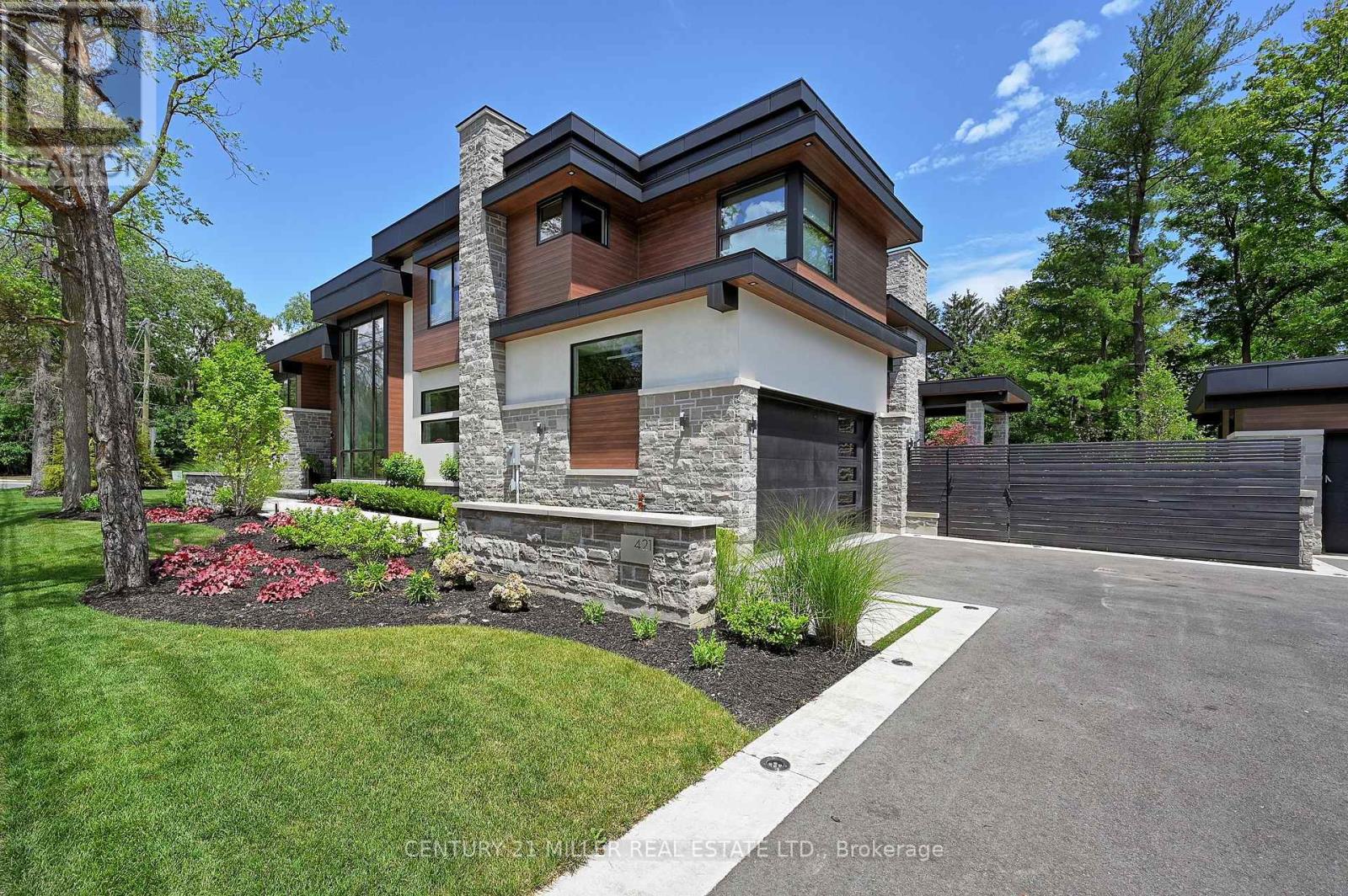 421 CHARTWELL ROAD