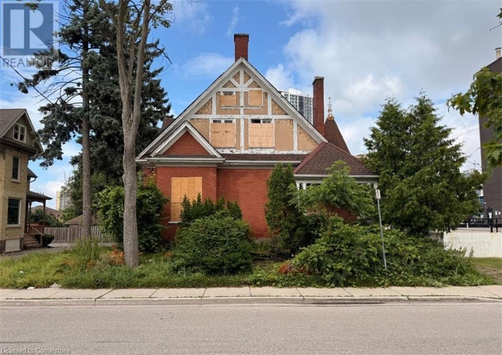 11 IRVIN Street