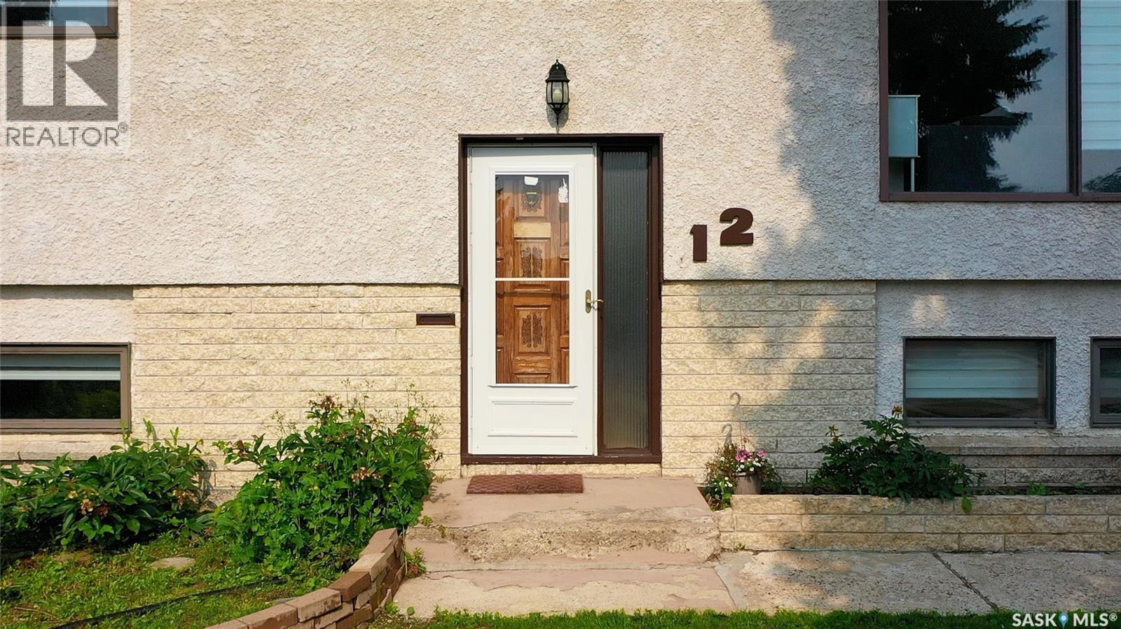12 Redfield BAY