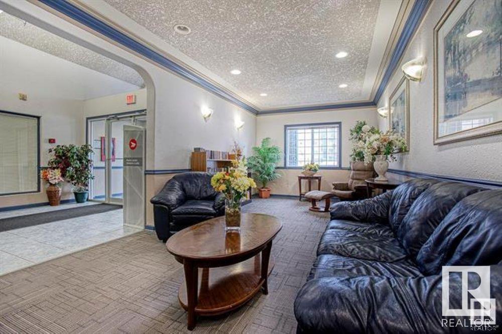 #123 16303 95 ST NW
