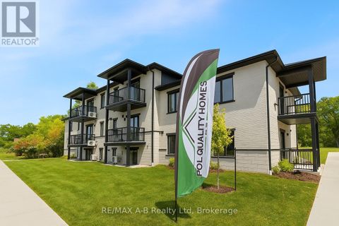 428 QUEEN STREET St. Marys ON N4X1C4