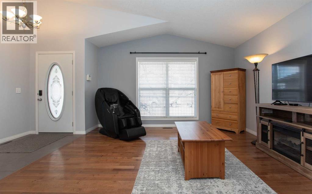412 Highland Close