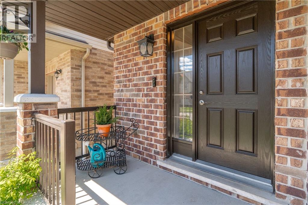 141 COULING Crescent