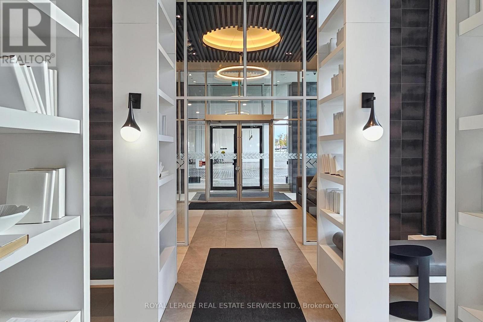 414 - 2489 TAUNTON ROAD