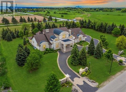 2594 BLUFFS Way Burlington ON L7M0T8