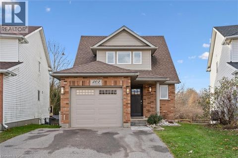 302 HIGHBROOK Crescent Kitchener ON N2E3S6