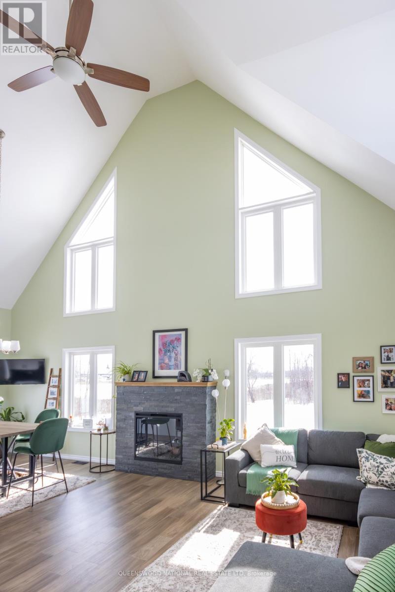 1010 KILMARNOCK ROAD S