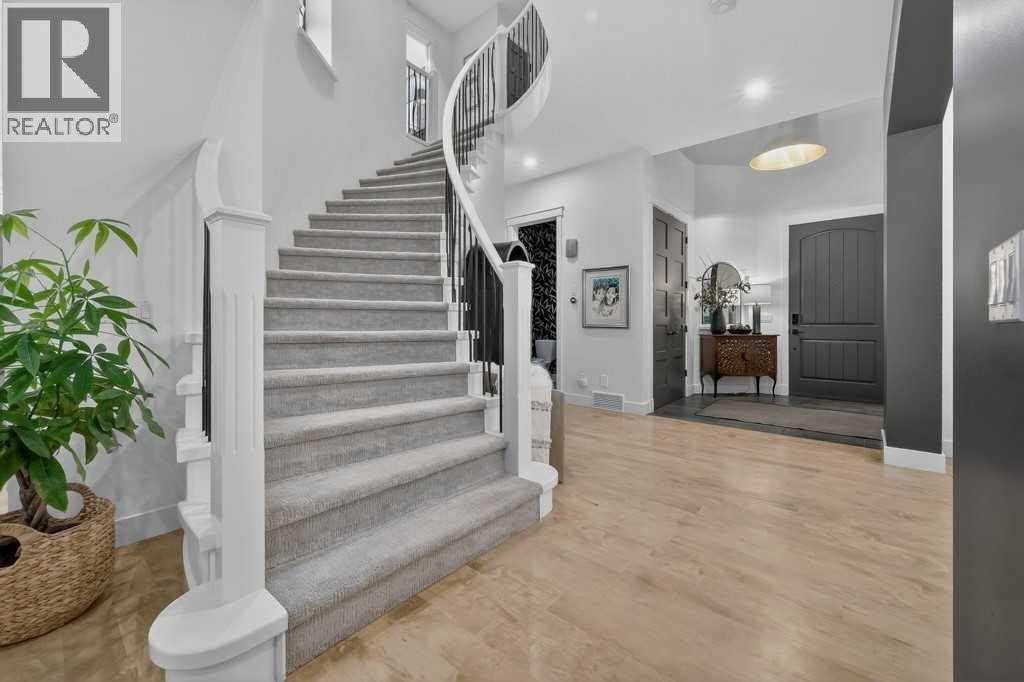 55 Cougar Plateau Circle SW