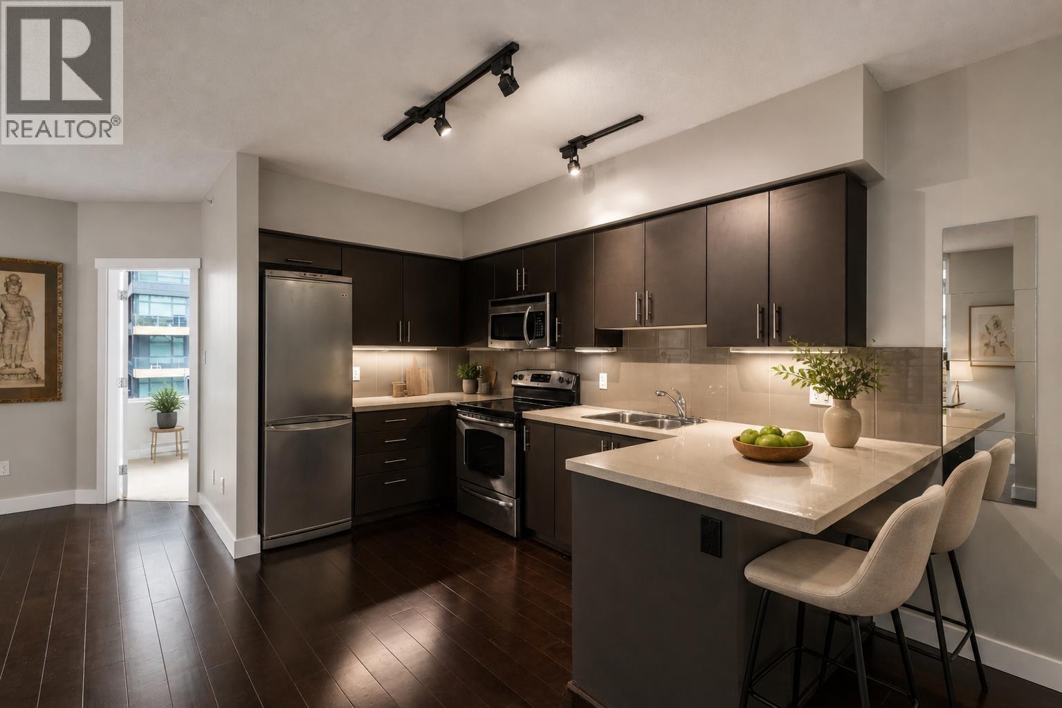 425 9009 CORNERSTONE MEWS