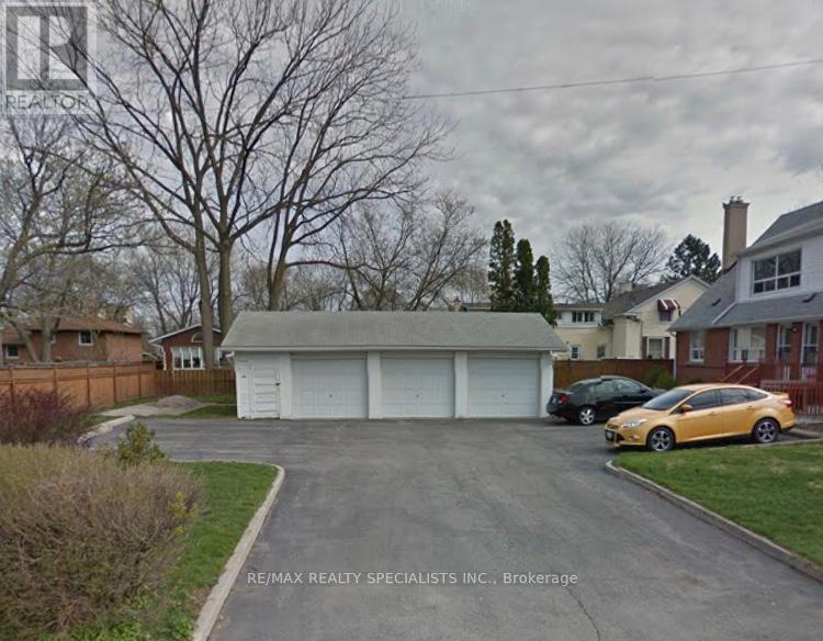 3 - 2016 EDINBURGH DRIVE