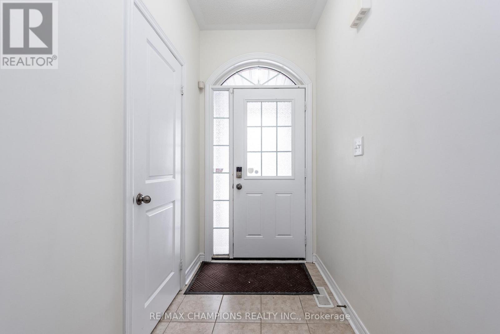 64 PENNYCROSS CRESCENT