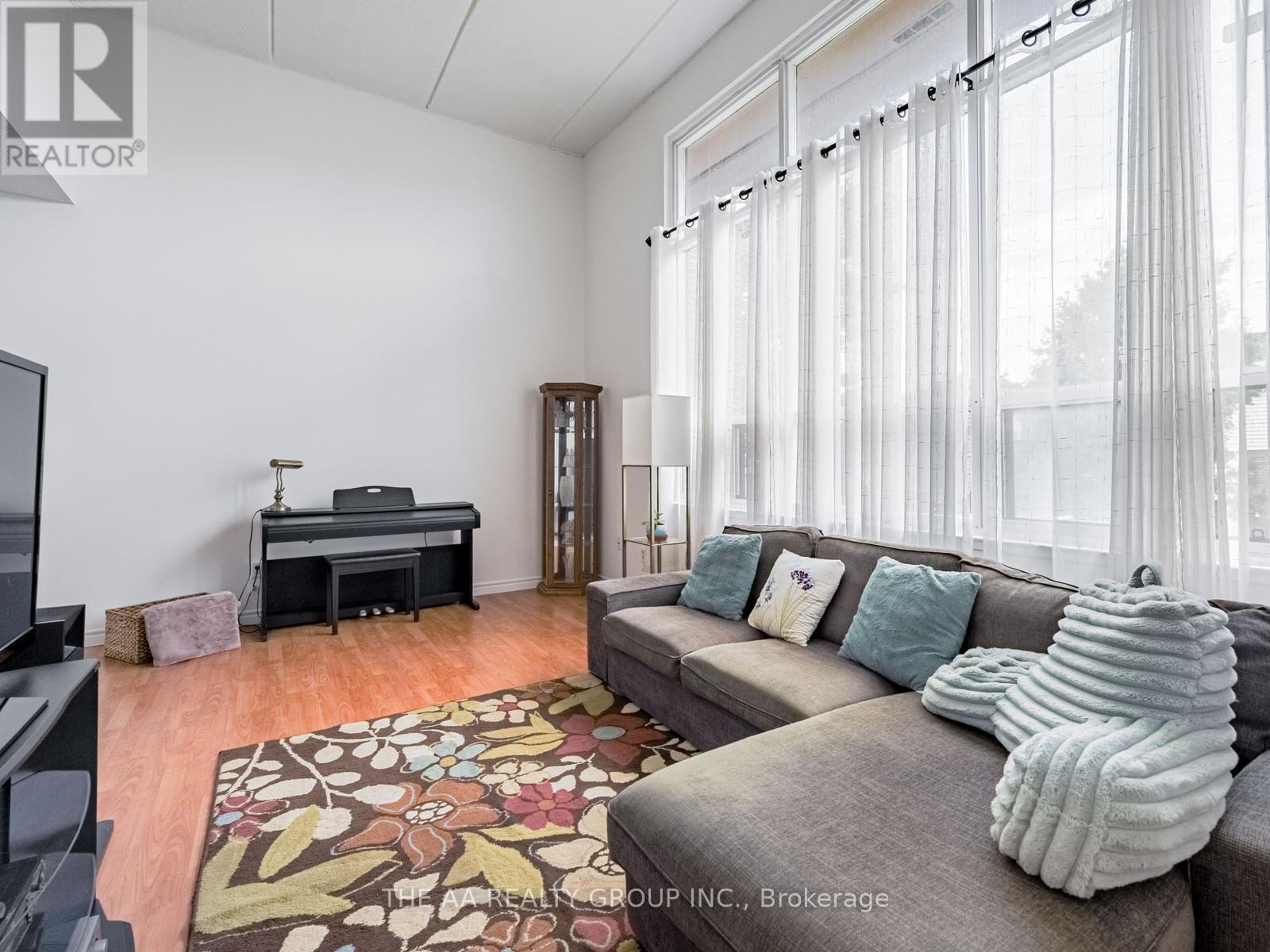 46 - 180 MISSISSAUGA VALLEY BOULEVARD